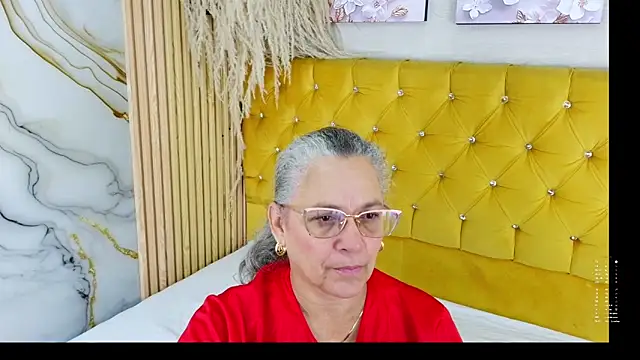 Snapshot of Misevie chatting on May 13, 3:04 am Misevie online show from May 13, 3:04 am