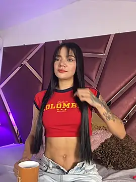 ZoeHarpers online show from June 23, 11:41 am