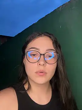 Snapshot of Pamelaa_moon1 chatting on July 9, 11:31 pm Pamelaa moon1 online show from July 9, 11:31 pm