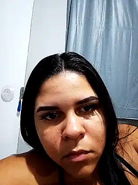 Snapshot of Putinha2004 chatting on July 29, 11:14 pm Putinha2004 online show from July 29, 11:14 pm