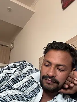 Snapshot of newdelhiBOY_ chatting on May 31, 9:16 am newdelhiBOY online show from May 31, 9:16 am
