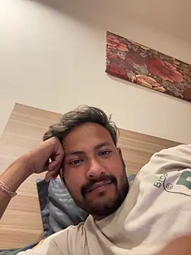 Snapshot of newdelhiBOY_ chatting on June 6, 3:50 pm newdelhiBOY online show from June 6, 3:50 pm