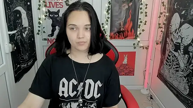 Snapshot of Caroline_cutte chatting on June 26, 7:13 am Caroline cutte online show from June 26, 7:13 am