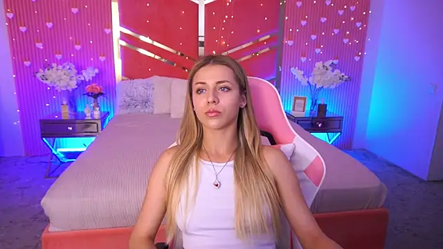 DoveLovee online show from June 16, 12:08 pm