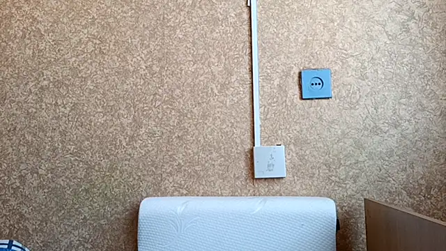 Snapshot of EraPolek chatting on April 13, 6:08 am EraPolek online show from April 13, 6:08 am