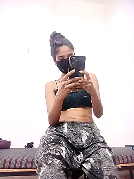 Snapshot of Riya_cum66 chatting on April 25, 8:39 am Riya cum66 online show from April 25, 8:39 am