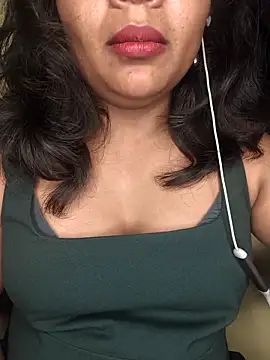 Snapshot of ur_love_kannada1 chatting on May 2, 10:31 am ur love kannada1 online show from May 2, 10:31 am