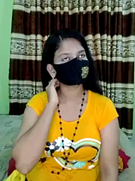 Snapshot of black-woman chatting on June 28, 12:27 am black-woman online show from June 28, 12:27 am