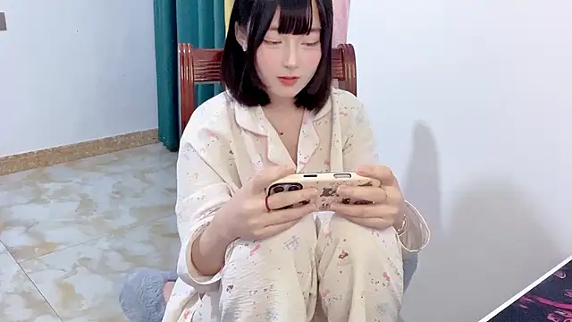 Snapshot of Kaixin-baobao chatting on April 24, 11:56 am Kaixin-baobao online show from April 24, 11:56 am