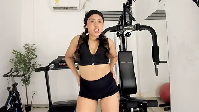 Mallory Lee online show from May 5, 12:13 pm