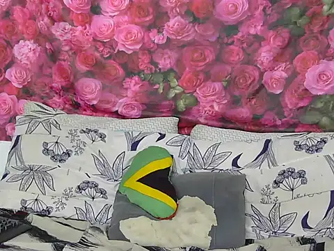 Snapshot of Darrkdeeva669 chatting on April 29, 5:30 pm Darrkdeeva669 online show from April 29, 5:30 pm
