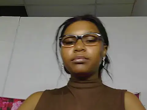 Snapshot of Darrkdeeva669 chatting on May 24, 2:33 pm Darrkdeeva669 online show from May 24, 2:33 pm