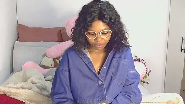Snapshot of Darrkdeeva669 chatting on June 27, 5:12 am Darrkdeeva669 online show from June 27, 5:12 am