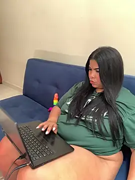 Snapshot of megan_purpura chatting on April 21, 2:56 pm megan purpura online show from April 21, 2:56 pm