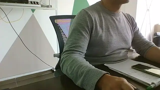 brunosso85ita online show from April 15, 2:57 pm