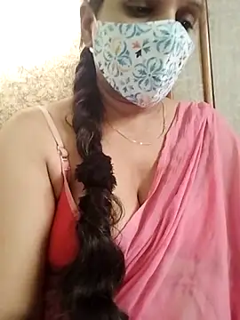 Snapshot of Monika_telugu_queen chatting on June 7, 9:57 am Monika telugu queen online show from June 7, 9:57 am