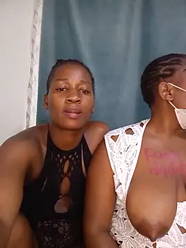 Snapshot of DimpleQueen_01 chatting on May 16, 1:10 pm DimpleQueen 01 online show from May 16, 1:10 pm