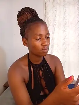 Snapshot of DimpleQueen_01 chatting on May 23, 11:58 am DimpleQueen 01 online show from May 23, 11:58 am