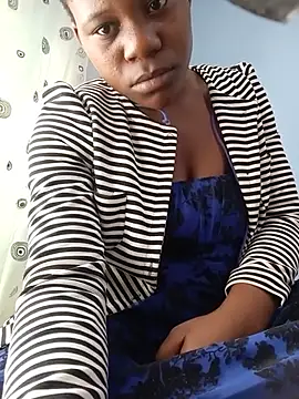 Snapshot of ShyBabe_07 chatting on June 3, 11:35 am ShyBabe 07 online show from June 3, 11:35 am