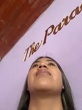 Kimmiebellarie online show from April 12, 2:55 pm