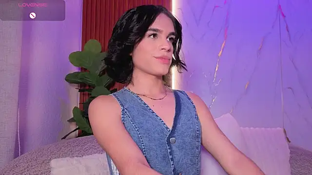 Snapshot of valerysofia_vg chatting on April 27, 7:23 pm valerysofia vg online show from April 27, 7:23 pm