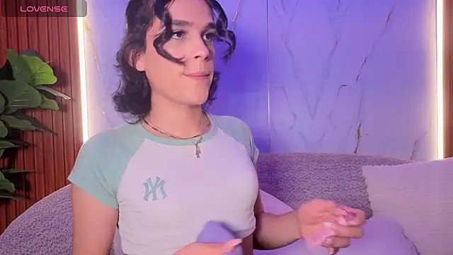 Snapshot of valerysofia_vg chatting on May 7, 7:30 pm valerysofia vg online show from May 7, 7:30 pm