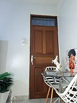 Snapshot of Sexxy_Babe2 chatting on May 5, 6:05 pm Sexxy Babe2 online show from May 5, 6:05 pm