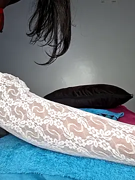 Snapshot of Sexxy_Babe2 chatting on May 23, 6:12 pm Sexxy Babe2 online show from May 23, 6:12 pm