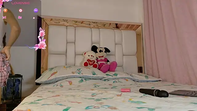 AmbarRossi online show from April 17, 3:09 am