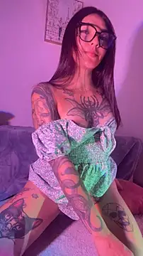 Snapshot of GigixXxOS chatting on May 24, 11:32 pm GigixXxOS online show from May 24, 11:32 pm