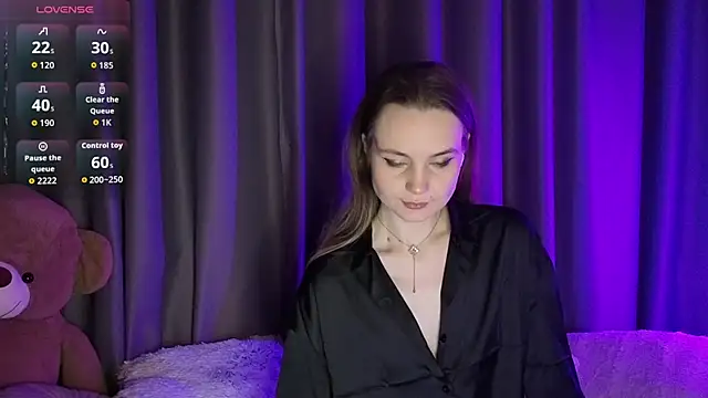 Snapshot of Lovelisse chatting on April 26, 6:16 pm Lovelisse online show from April 26, 6:16 pm