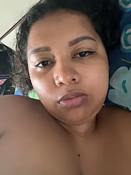 Snapshot of Ninibella chatting on April 25, 1:41 pm Ninibella online show from April 25, 1:41 pm