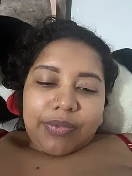 Snapshot of Ninibella chatting on July 13, 3:42 am Ninibella online show from July 13, 3:42 am
