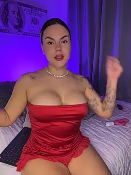 Snapshot of TinaMercier chatting on July 1, 11:26 pm TinaMercier online show from July 1, 11:26 pm