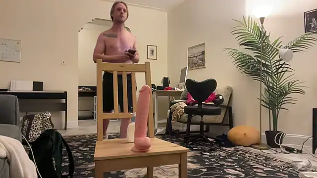 tinyterrors online show from April 16, 8:31 pm