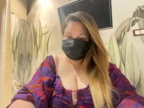 Snapshot of kavyasingh36 chatting on April 18, 7:58 pm kavyasingh36 online show from April 18, 7:58 pm