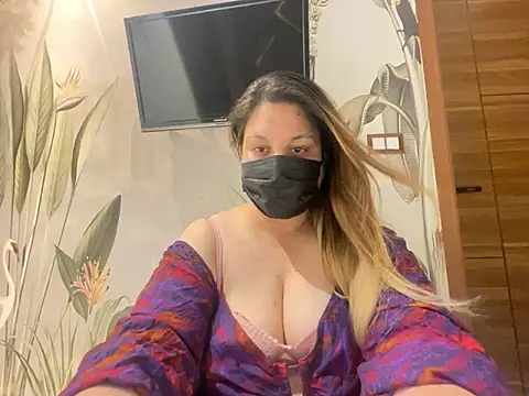 Snapshot of kavyasingh36 chatting on May 9, 9:58 am kavyasingh36 online show from May 9, 9:58 am