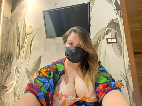 Snapshot of kavyasingh36 chatting on May 11, 2:56 pm kavyasingh36 online show from May 11, 2:56 pm