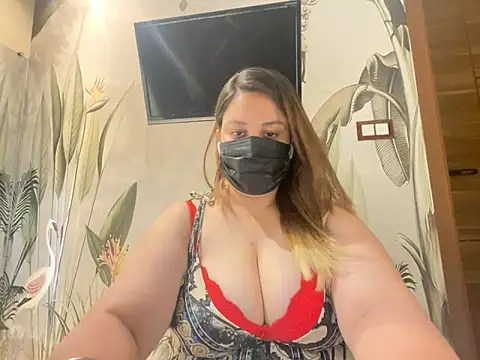 Snapshot of kavyasingh36 chatting on May 25, 10:43 am kavyasingh36 online show from May 25, 10:43 am