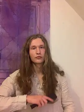 scvndi33 online show from April 12, 11:32 pm