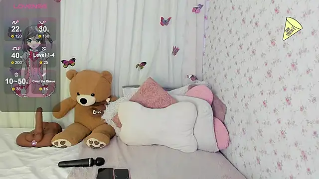 Snapshot of karina_ebonyy chatting on May 29, 11:08 am karina ebonyy online show from May 29, 11:08 am