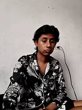 Ericahot3 online show from April 15, 6:37 pm