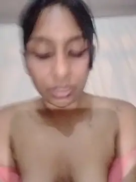 Snapshot of MELIZ_QUEEN chatting on May 21, 12:28 am MELIZ QUEEN online show from May 21, 12:28 am