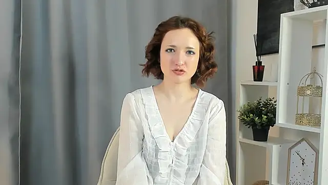 EvieEacho online show from April 12, 12:21 pm