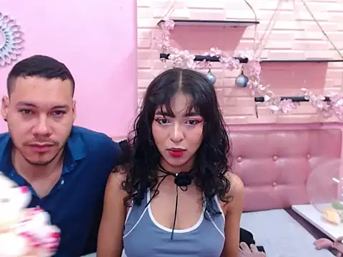 Snapshot of Aronandmoli69 chatting on April 13, 12:21 pm Aronandmoli69 online show from April 13, 12:21 pm