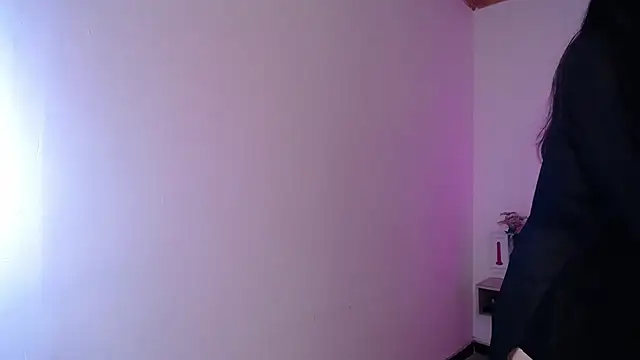 Snapshot of Miaa_ferrari1 chatting on May 24, 10:20 am Miaa ferrari1 online show from May 24, 10:20 am