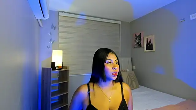 noa joness online show from May 4, 8:27 pm