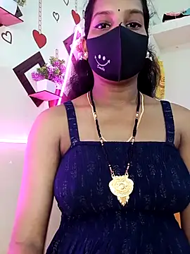 Snapshot of Mun_Mun1 chatting on April 12, 3:00 am Mun Mun1 online show from April 12, 3:00 am