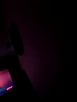 Snapshot of sade94 chatting on April 12, 9:25 am sade94 online show from April 12, 9:25 am