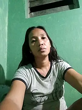 morenabb69 online show from May 2, 8:25 pm